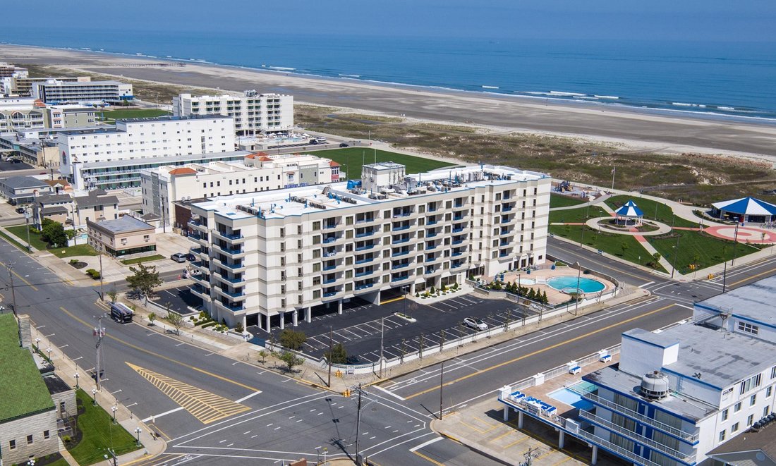 Condo in Wildwood, New Jersey, United States 1 - 18819014