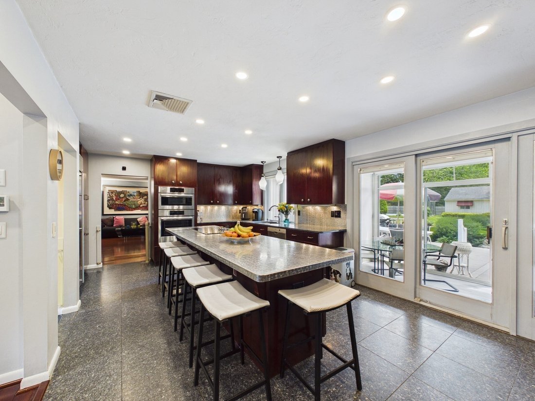 House in Easton, Massachusetts, United States 5 - 18095816
