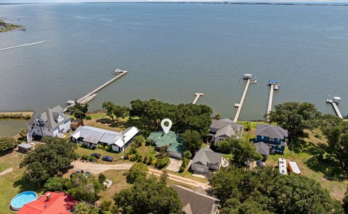 House in Newport, North Carolina, United States 1