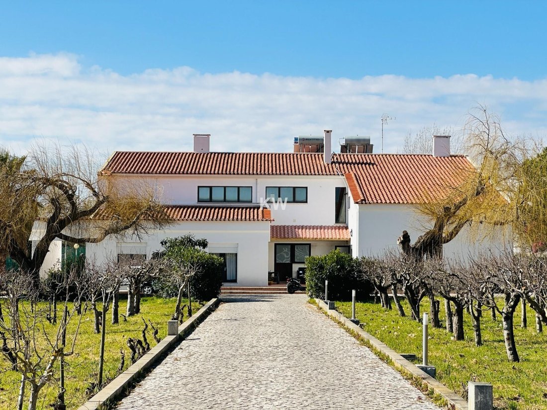 House in Abrigada, Lisbon, Portugal 1 - 18819902