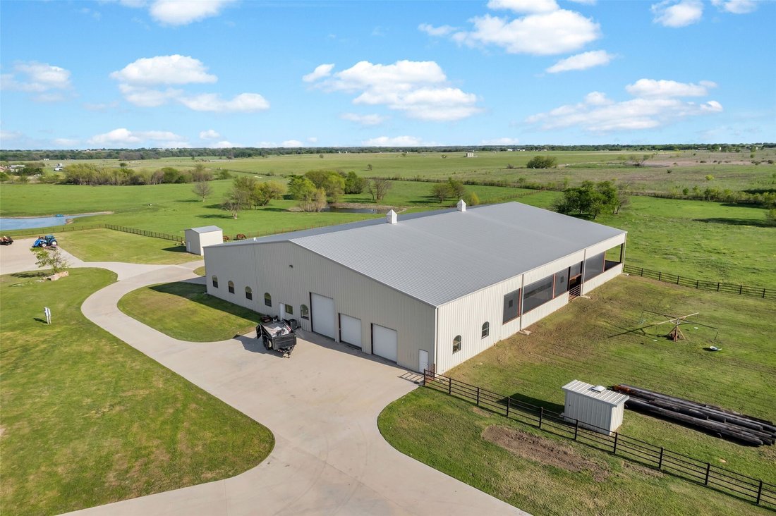 Farm Ranch in Fort Worth, Texas, United States 4 - 18819401
