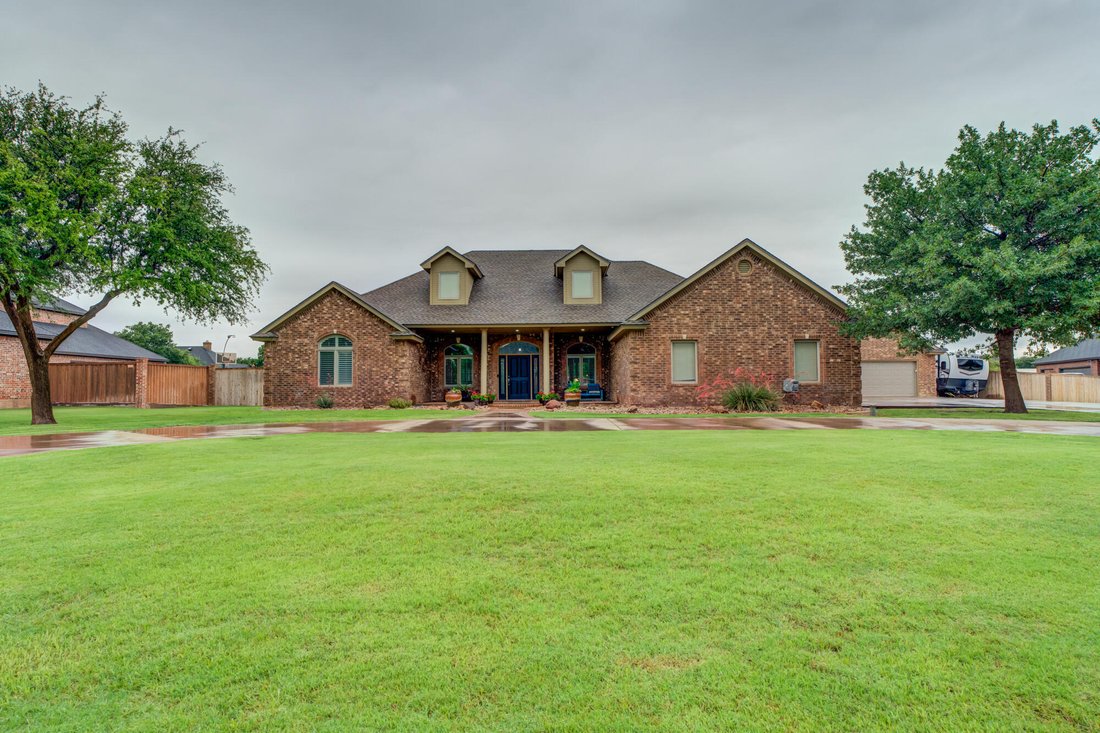 House in Lubbock, Texas, United States 4 - 18819655