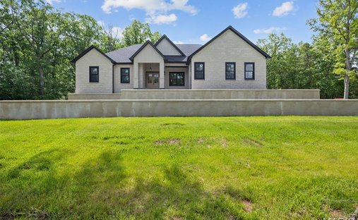 Farm Ranch in Potosi, Missouri, United States 1