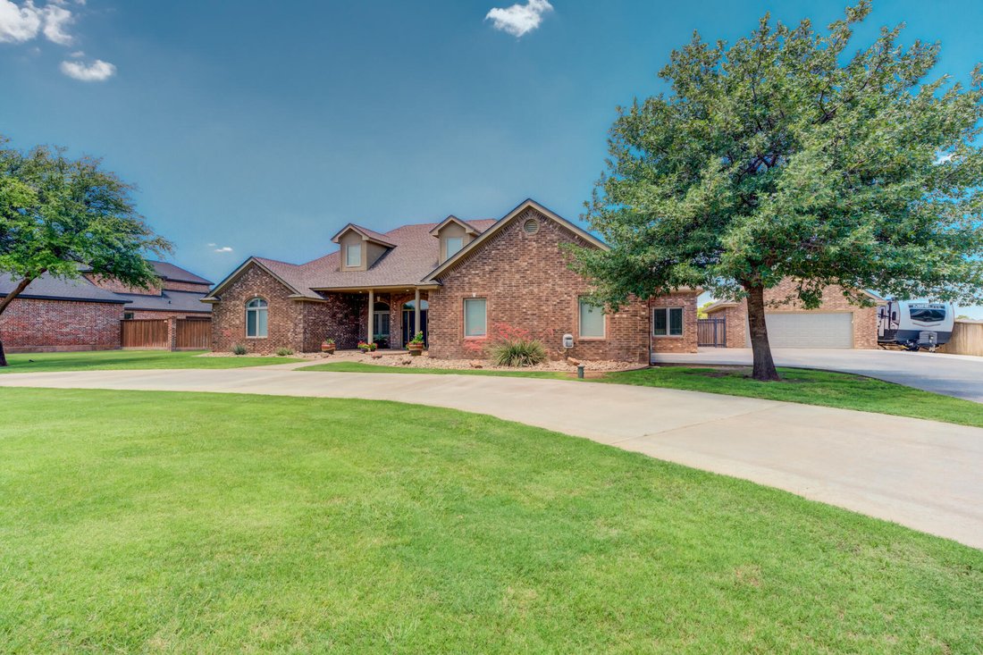 House in Lubbock, Texas, United States 3 - 18819655