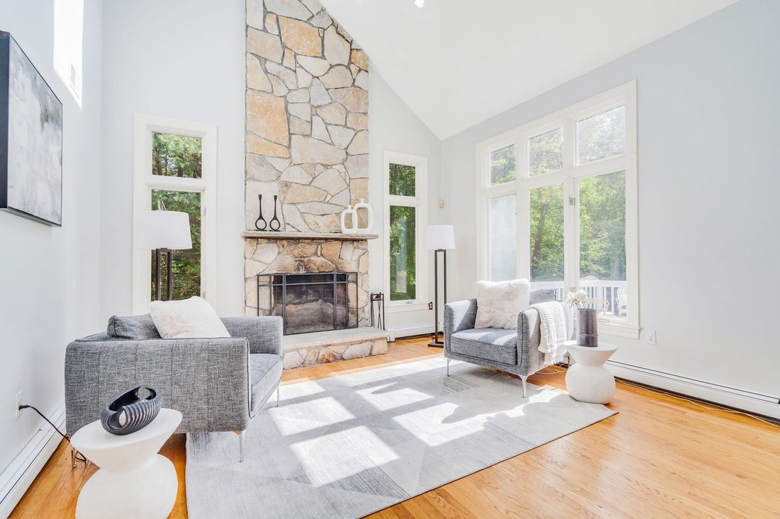 House in Dover, Massachusetts, United States 4 - 18395795