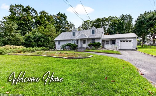House in Marlboro Township, New Jersey, United States 1