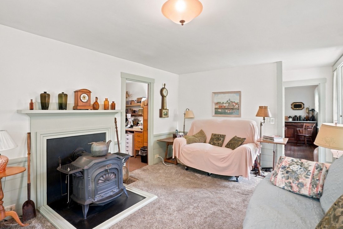 House in North Attleborough, Massachusetts, United States 5 - 18254731