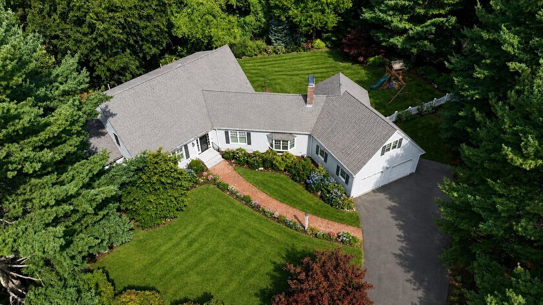 House in Westwood, Massachusetts, United States 2 - 18743898