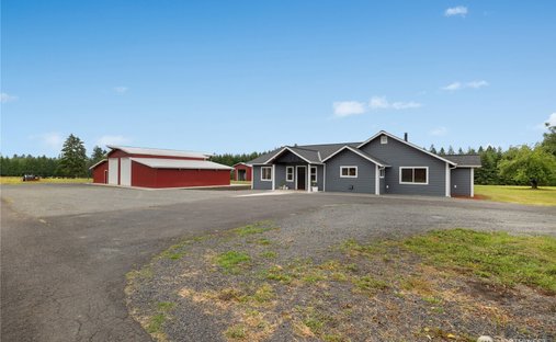 House in Winlock, Washington, United States 1