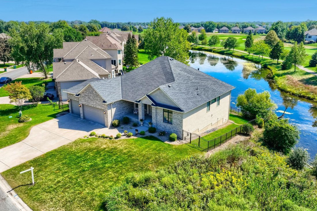 House in Blaine, Minnesota, United States 2 - 18819505