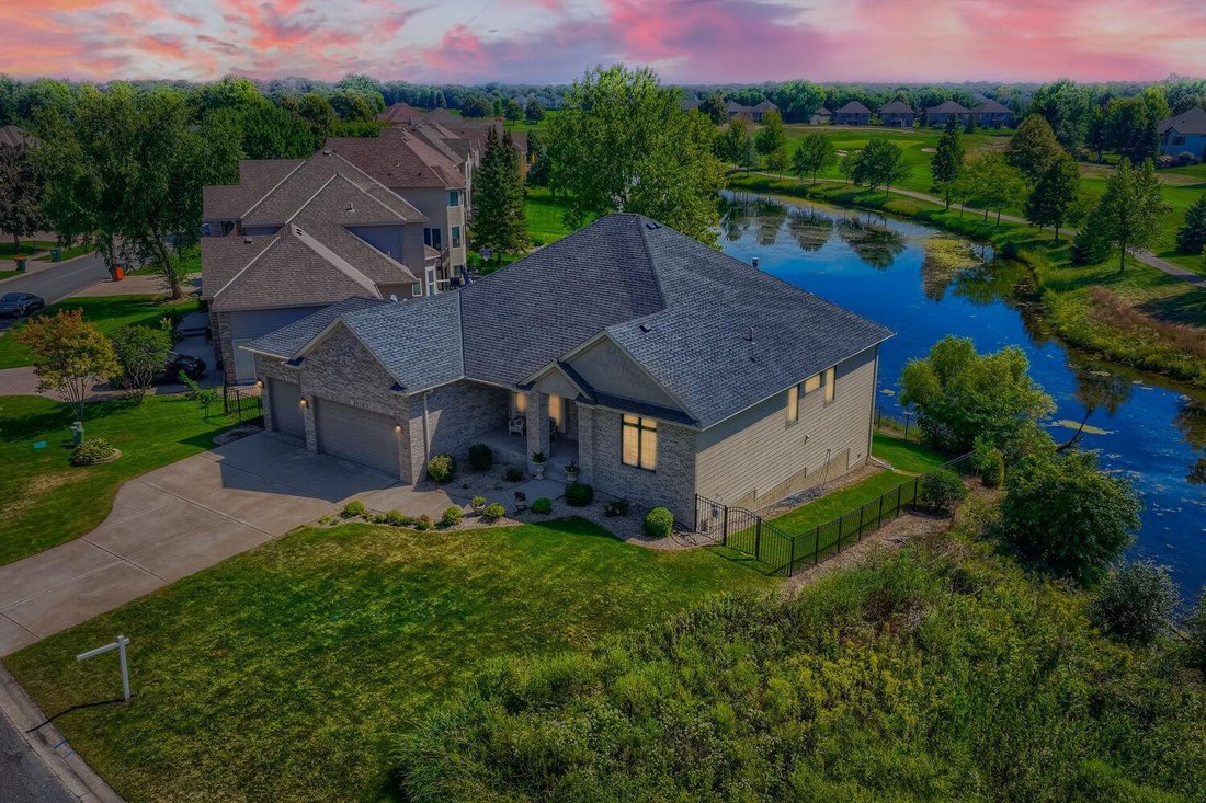 House in Blaine, Minnesota, United States 4 - 18819505
