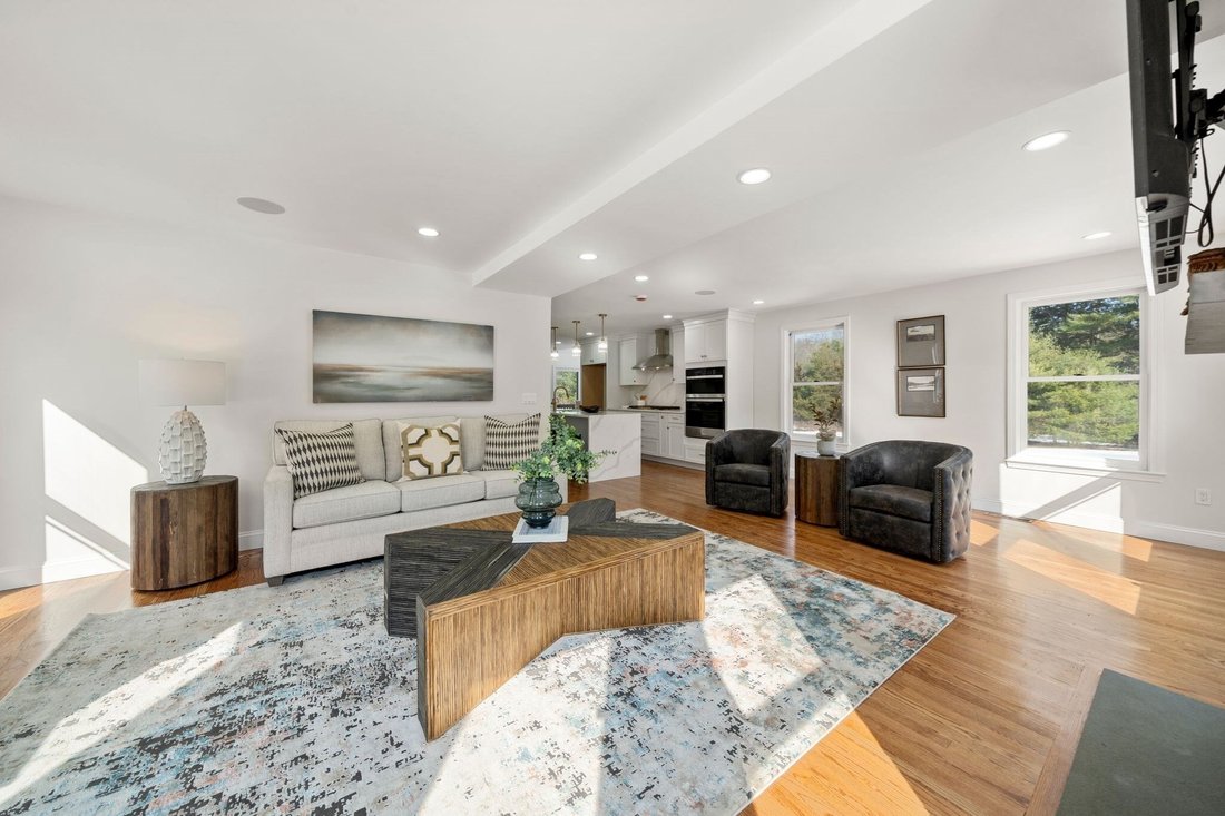 House in Bolton, Massachusetts, United States 4 - 18274722