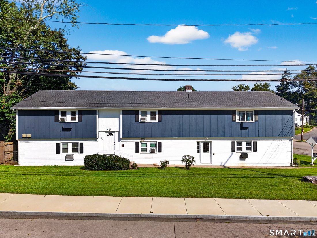 New London, Connecticut, United States 1 - 18820005