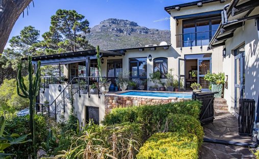 House in Hout Bay, South Peninsula, Cape Town 1