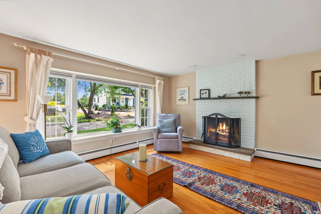 House in Barrington, Rhode Island, United States 5 - 18820010