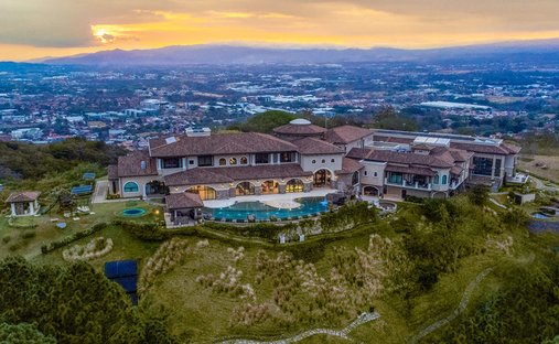 Finca en Pozos, San José, Costa Rica 1
