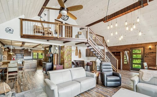House in Saint-Zénon, Quebec, Canada 1