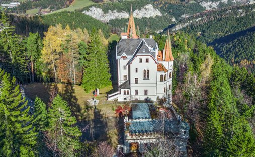 Schloss in Semmering-Kurort, Niederösterreich, Österreich 1
