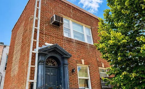 House in New York, New York, United States 1