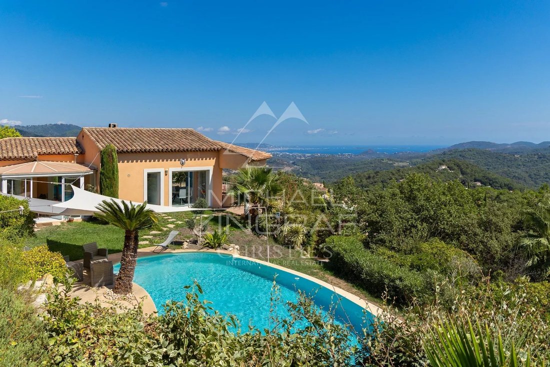 Villa in Les Adrets-de-l'Estérel, Provence-Alpes-Côte d'Azur, France 1 - 18509787