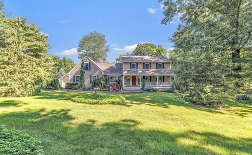 House in Shelton, Connecticut, United States 1