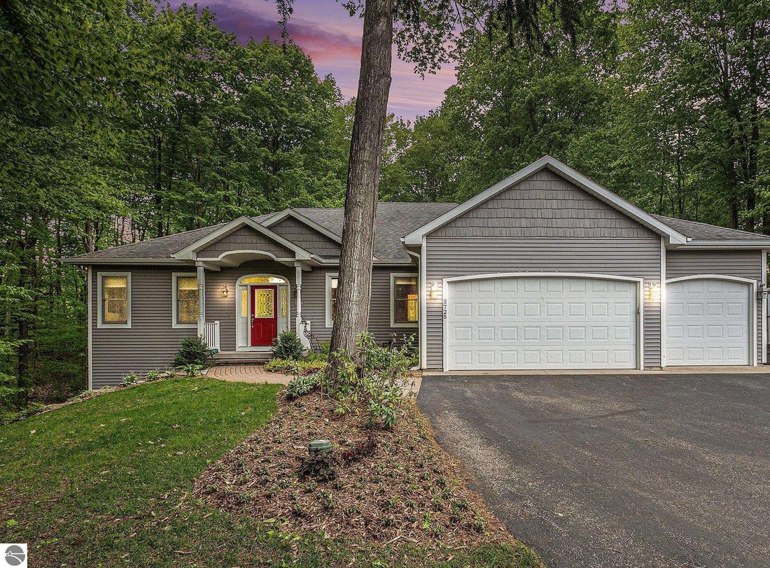 Haus in Traverse City, Michigan, Vereinigte Staaten 1 - 18820644