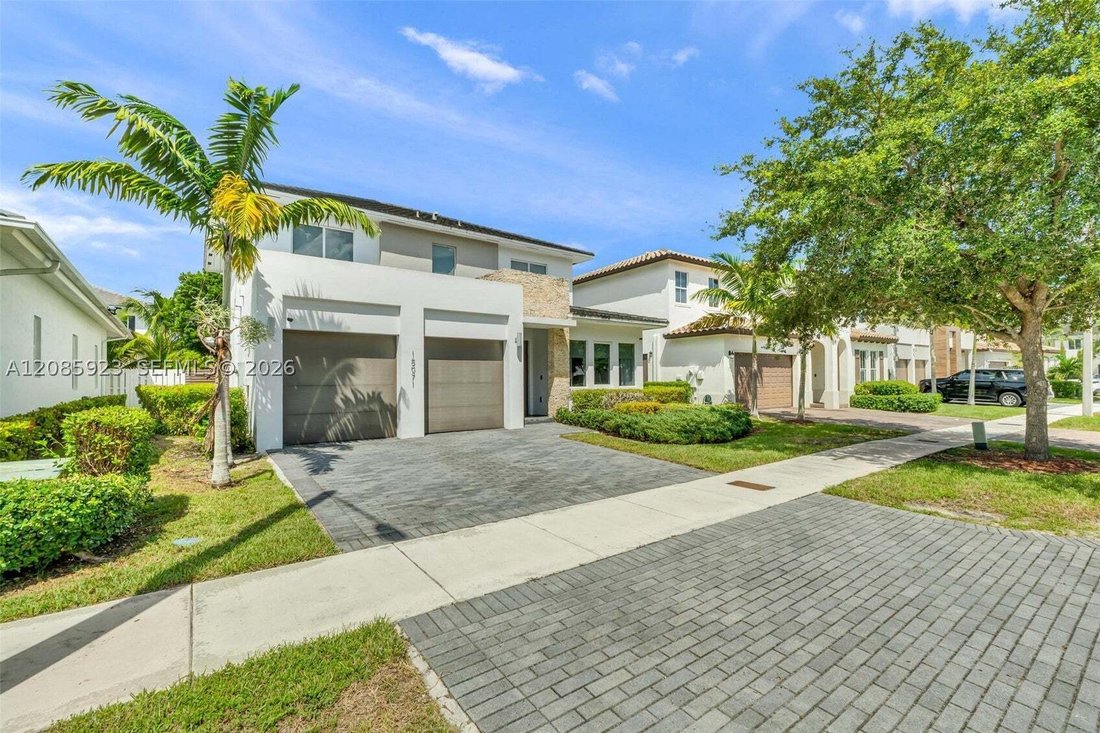Casa a Miami, Florida, Stati Uniti 2 - 18820407