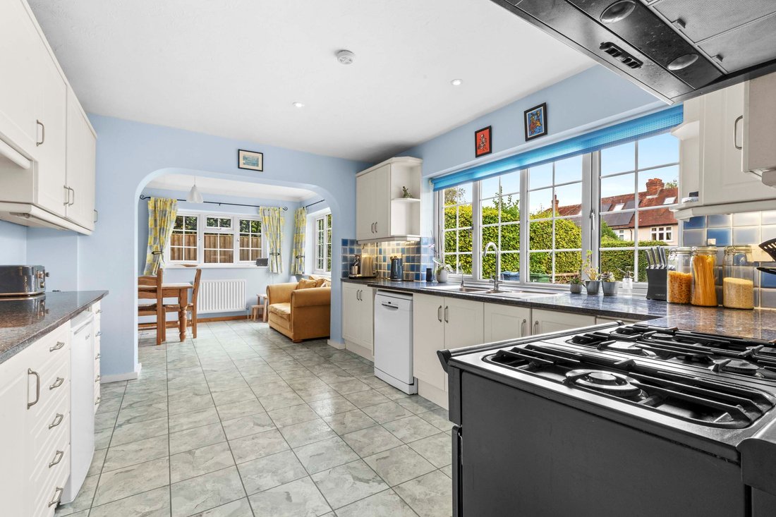 Haus in Loudwater, England 3 - 18820774