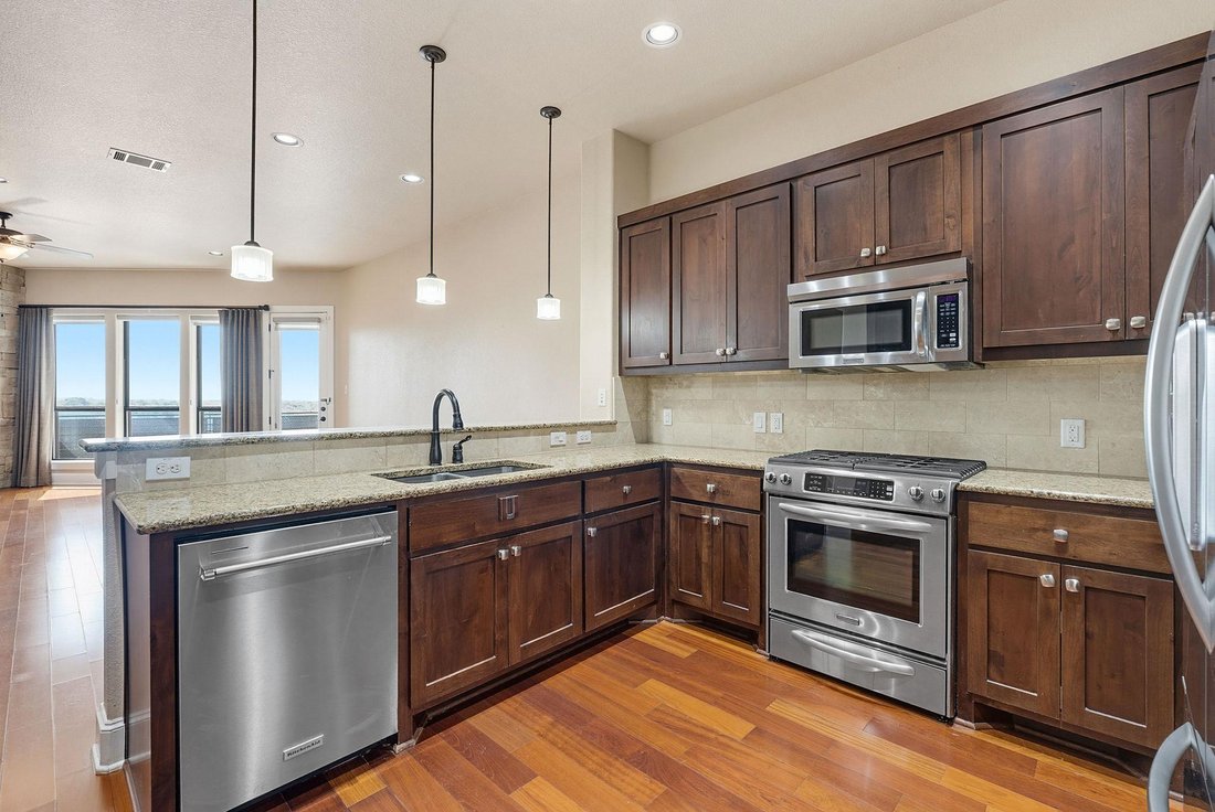 Condo in Bee Cave, Texas, United States 4 - 18820466