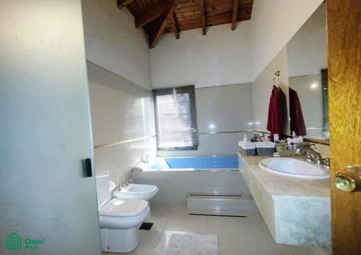 Casa en Dorrego, Mendoza, Argentina 3 - 17232540