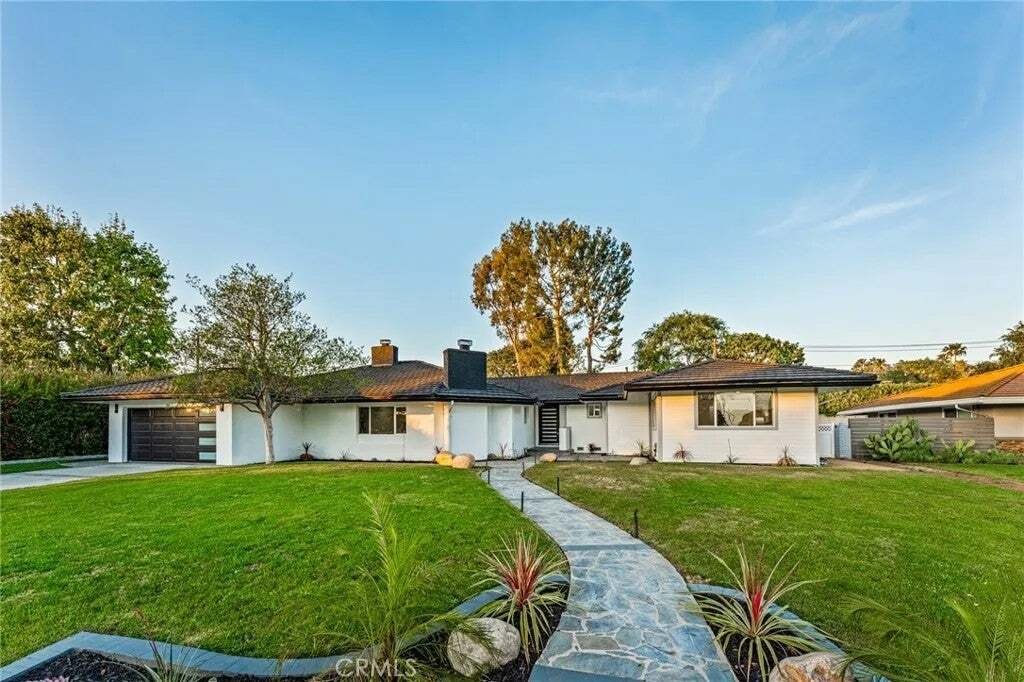 Maison à Santa Ana, Californie, États-Unis 3 - 18821072