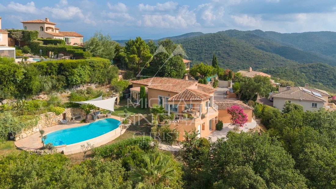 Villa in Les Adrets-de-l'Estérel, Provence-Alpes-Côte d'Azur, France 2 - 18509787