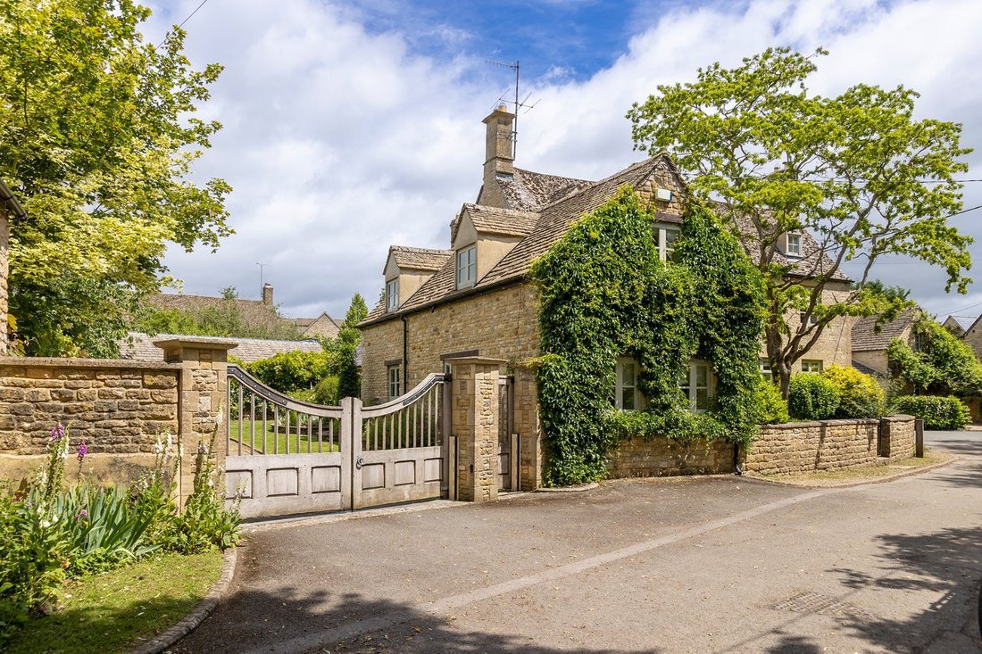 Haus in Ascott-under-Wychwood, England 4 - 18820625