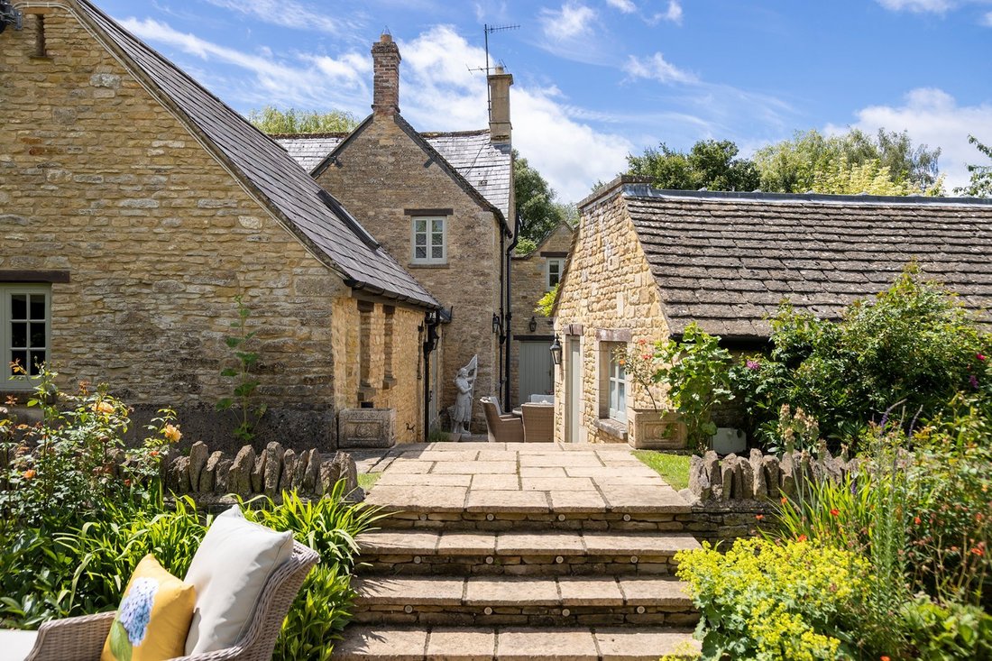 Haus in Ascott-under-Wychwood, England 5 - 18820625