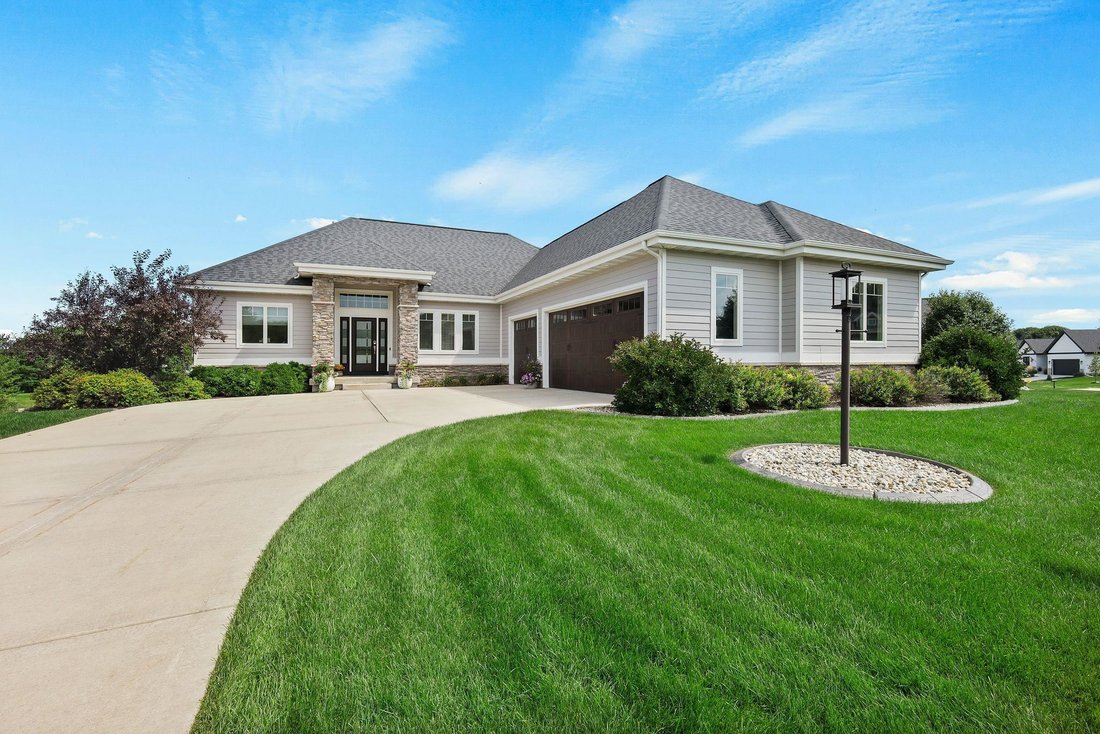 Casa a Oregon, Wisconsin, Stati Uniti 1 - 18820428