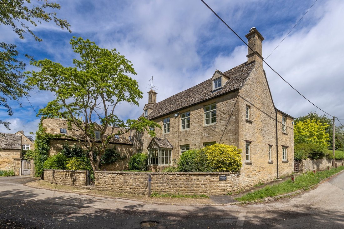 Haus in Ascott-under-Wychwood, England 1 - 18820625