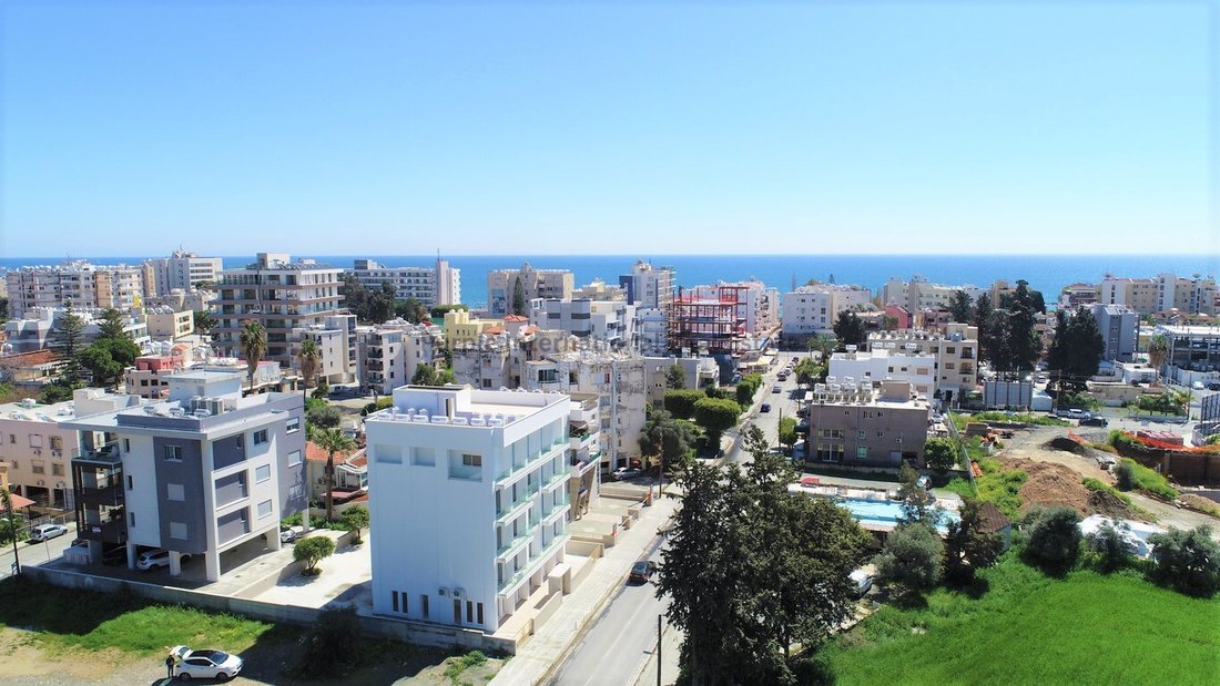 Apartment in Germasogeia, Limassol, Cyprus 1 - 18821292