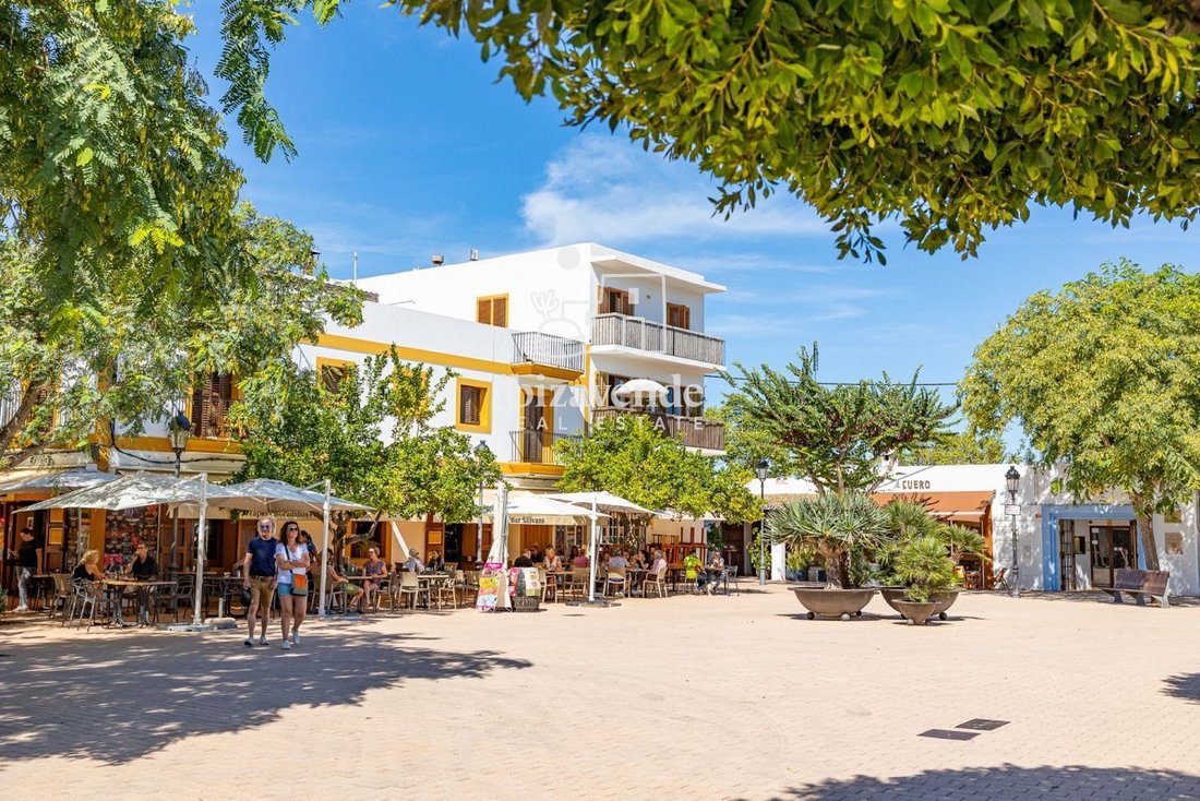 Villa à Santa Gertrudis de Fruitera, Santa Eulària des Riu, Îles Baléares 1 - 18820257