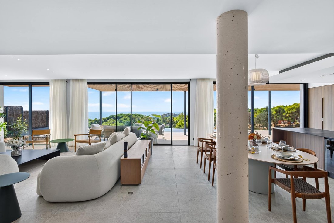 Villa in Sant Andreu de Llavaneres, Catalonia, Spain 4 - 16988611