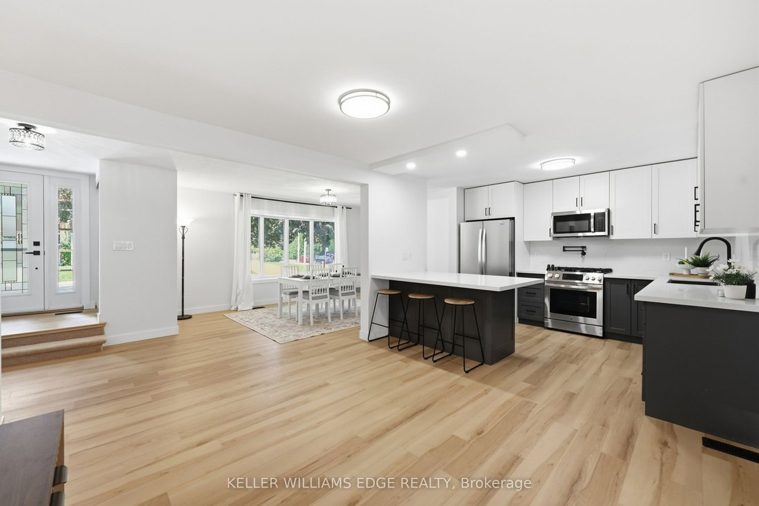 House in Hamilton, Ontario, Canada 3 - 18820847