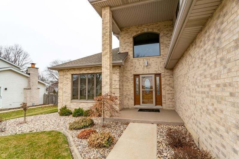 House in Carol Stream, Illinois, United States 4 - 18820657