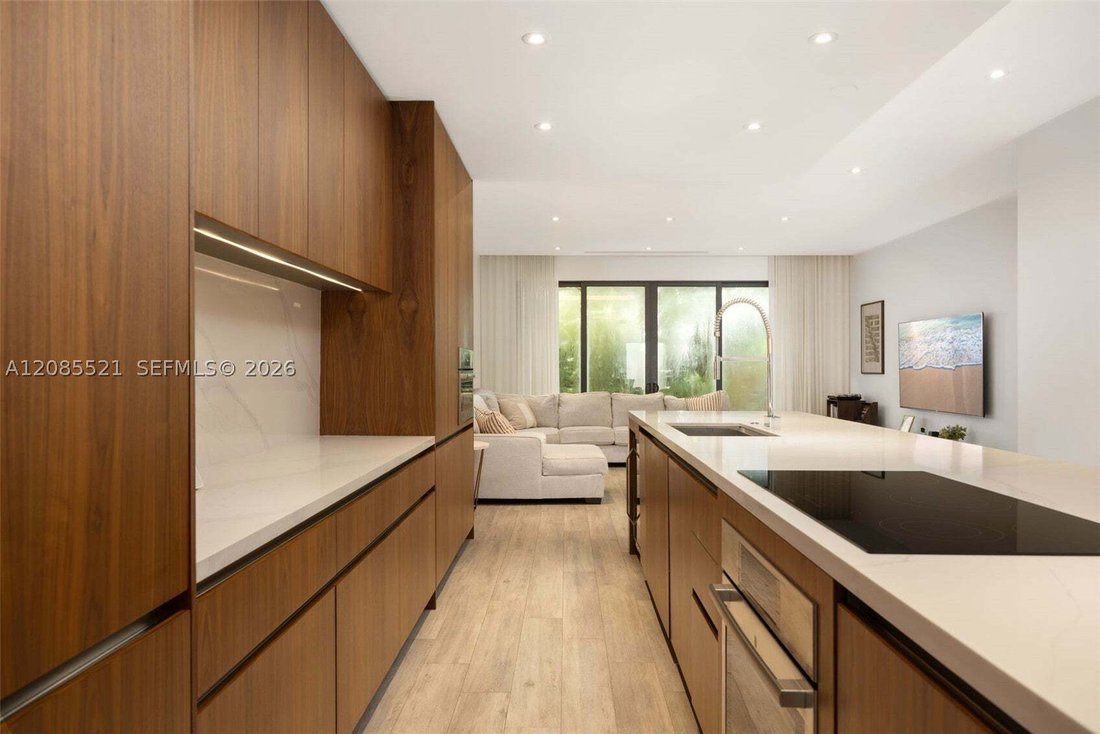 Townhouse in Miami, Florida, United States 4 - 18820381