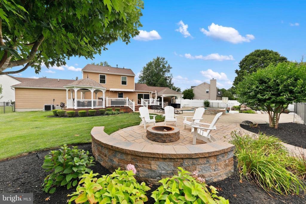 House in Bordentown, New Jersey, United States 2 - 18820181