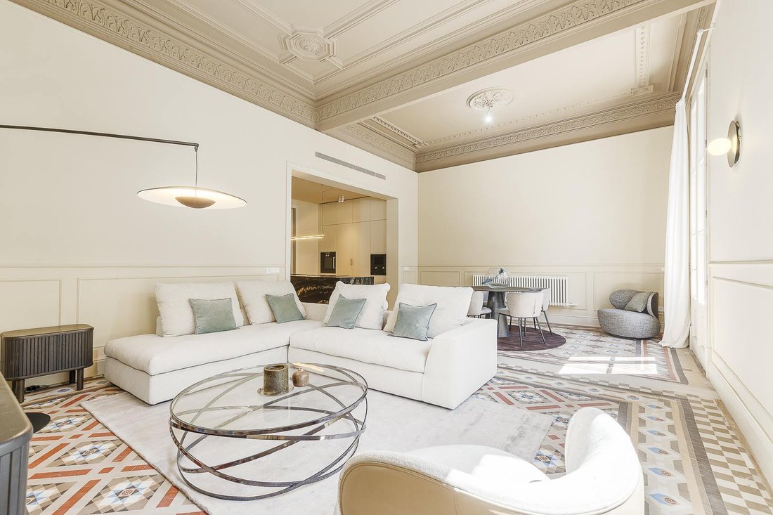 Appartamento a Eixample, Barcellona, Spagna 2 - 18820852