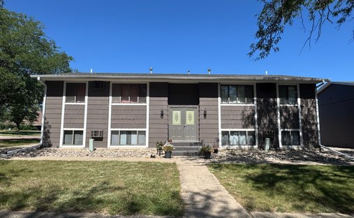 Apartment in Yankton, South Dakota, United States 1