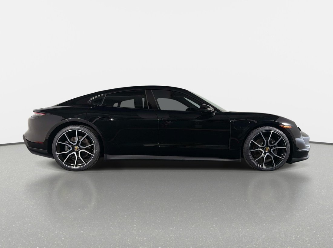 Sedan in Pompano Beach, FL, United States 2 - 18820706