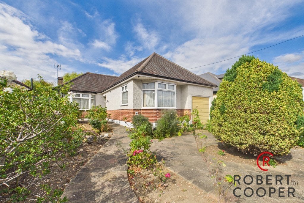 Bungalow in Eastcote Village, Hillingdon, Inghilterra 1 - 18820543