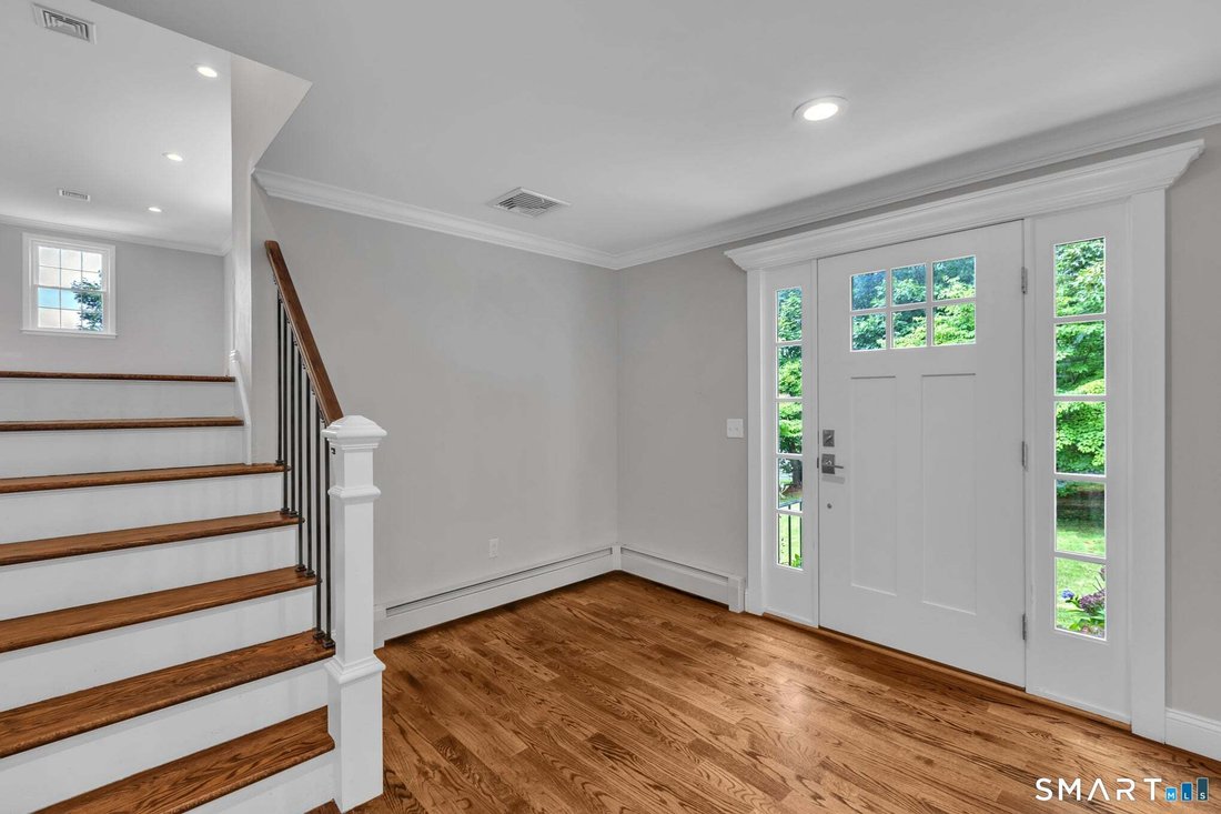Maison à Glastonbury, Connecticut, États-Unis 3 - 18820182