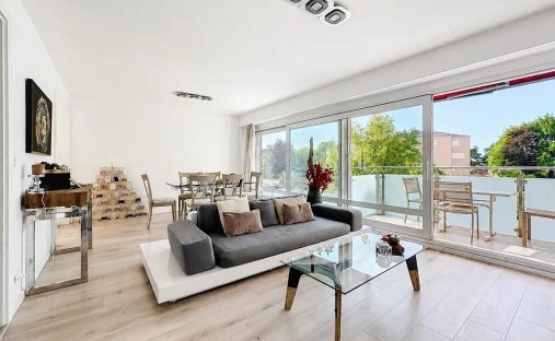 Apartment in Préverenges, Vaud, Switzerland 1