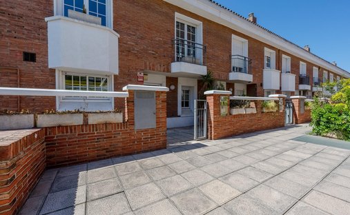 Villa in Esplugues de Llobregat, Catalonia, Spain 1